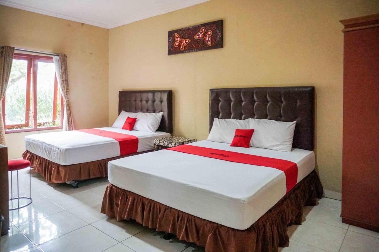 Reddoorz Resort @ Tawangmangu Buitenkant foto