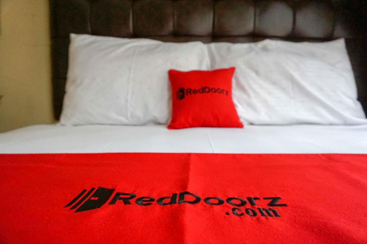 Reddoorz Resort @ Tawangmangu Buitenkant foto